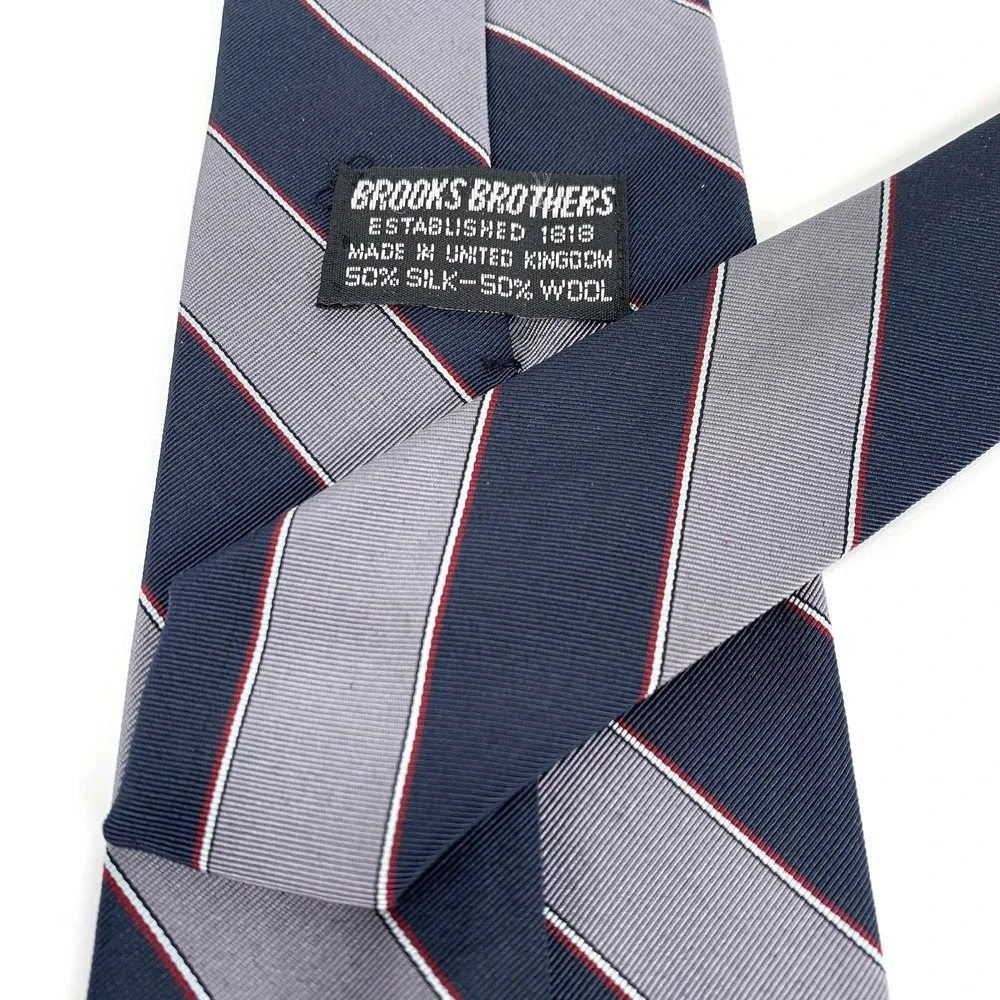 Vintage Brooks Brothers Mens‎ Tie Navy Silver Striped Design Silk - Wool Blend
